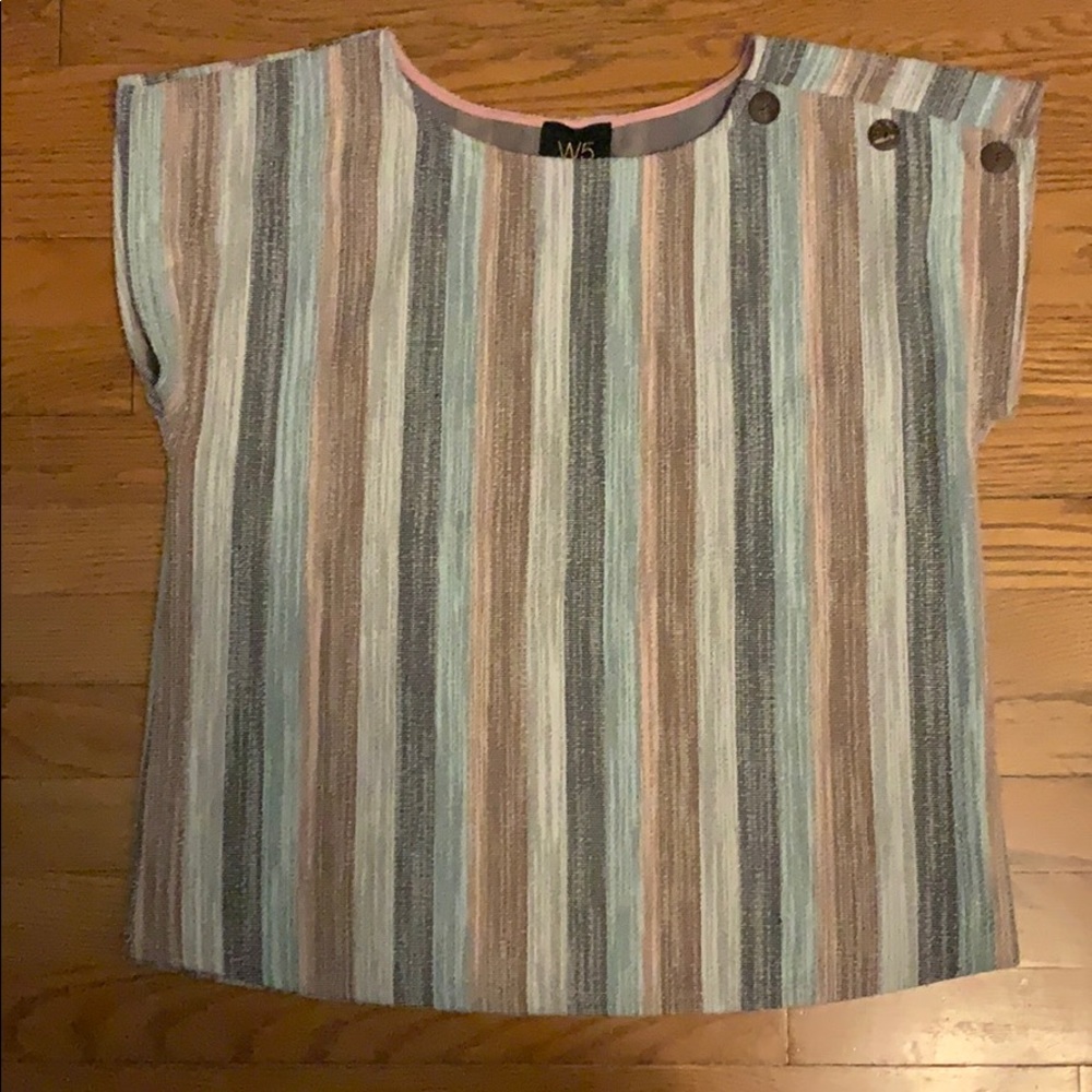 Short / Cap Sleeved textured top